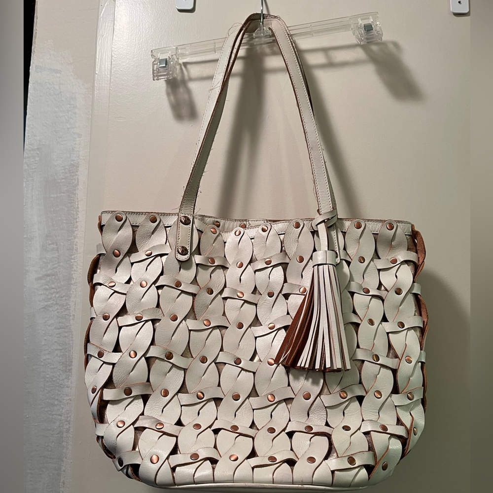 Patricia Nash woven leather white bucket purse